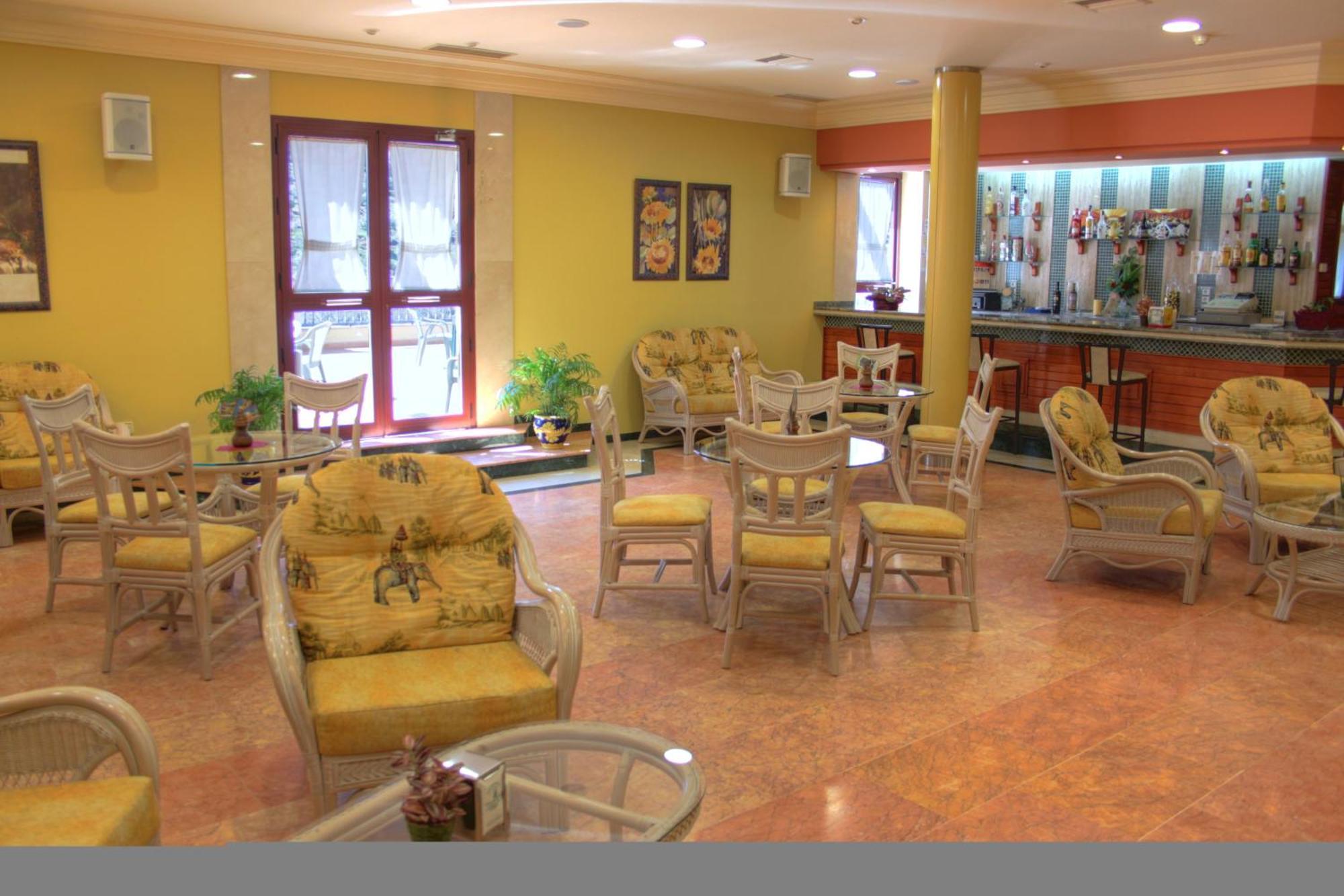 Hotel Avenida Beas de Segura Zewnętrze zdjęcie