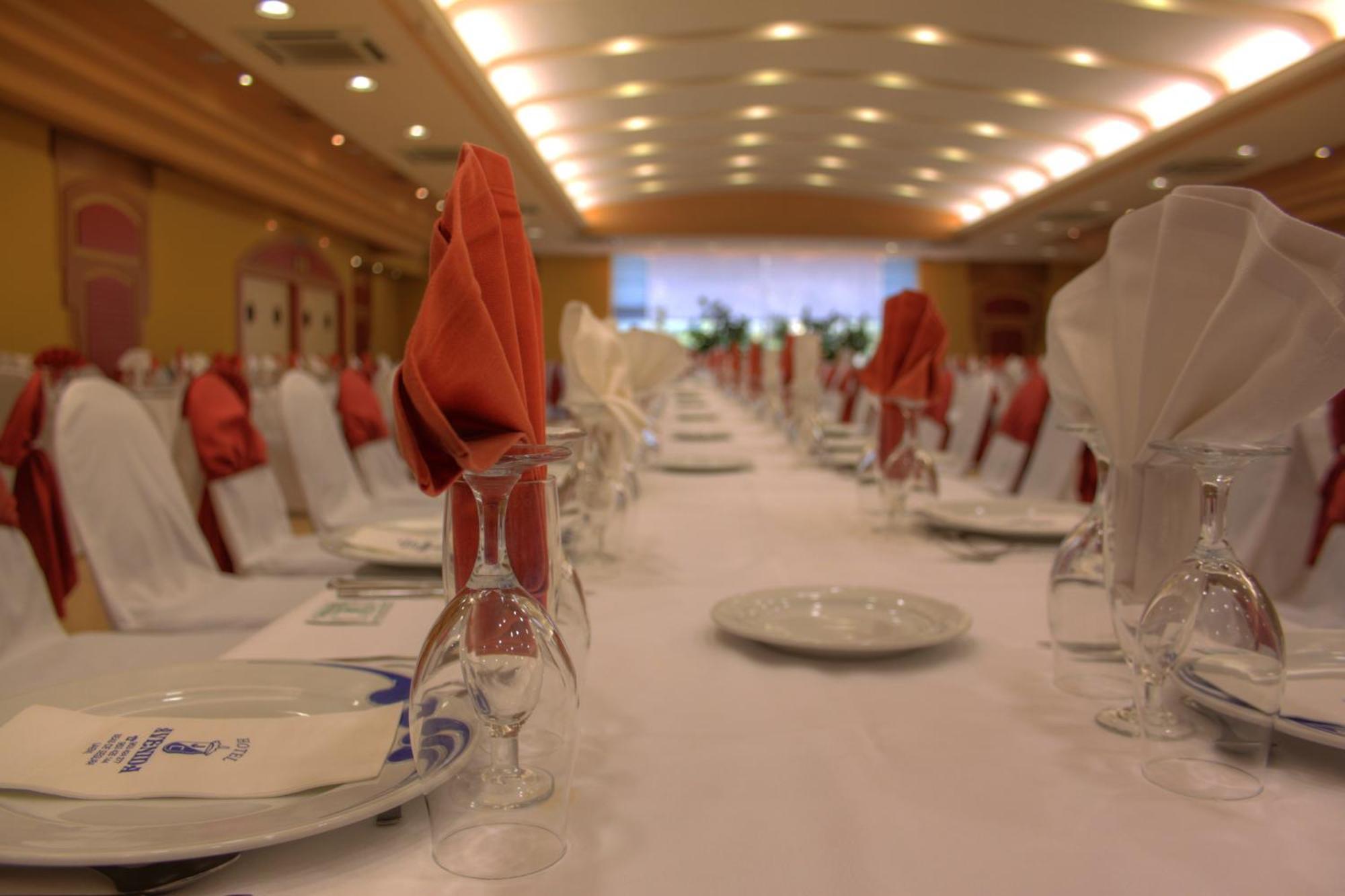 Hotel Avenida Beas de Segura Zewnętrze zdjęcie